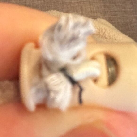 Wilo the Label Cream Fleece Pullover with Snap Collar and Cinching - Size M - Picture 6 of 6